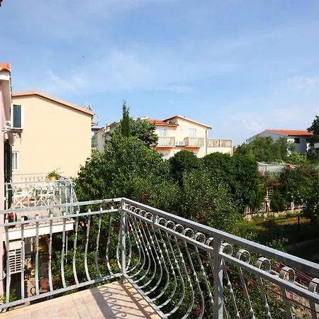 Suncica Apartman Rogoznica