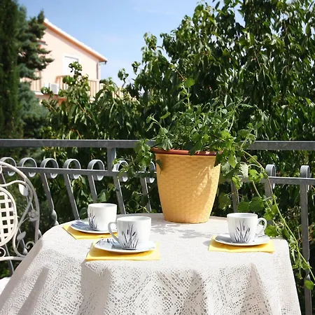 Suncica Apartman *