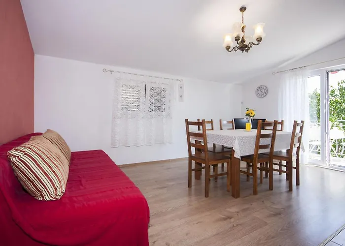 Suncica Apartman Rogoznica