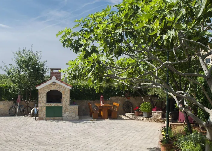 Suncica Apartman Rogoznica